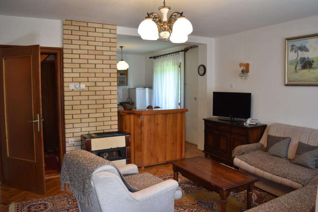 זלאטיבור Holiday Home Vila Tejic מראה חיצוני תמונה